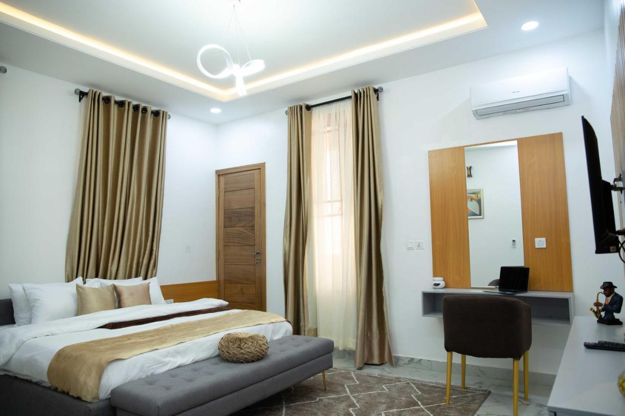 Kay'S Comfort Place Lekki Exterior photo