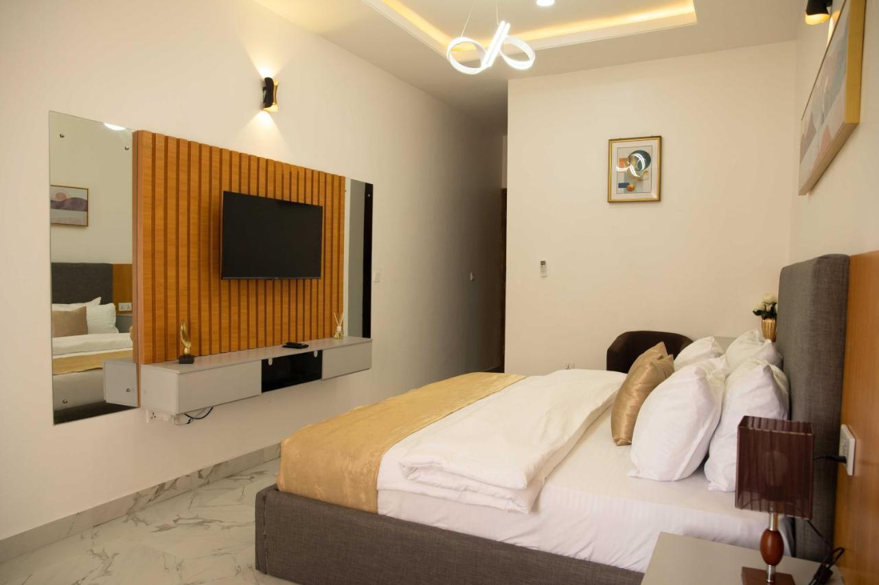Kay'S Comfort Place Lekki Exterior photo